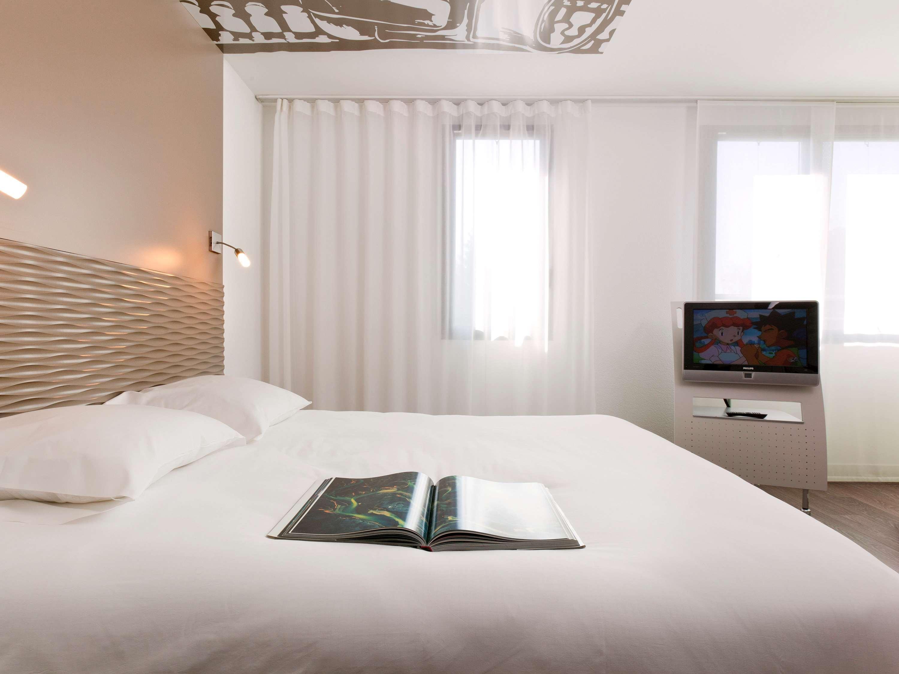 Ibis Styles Lille Aeroport Hotell Eksteriør bilde