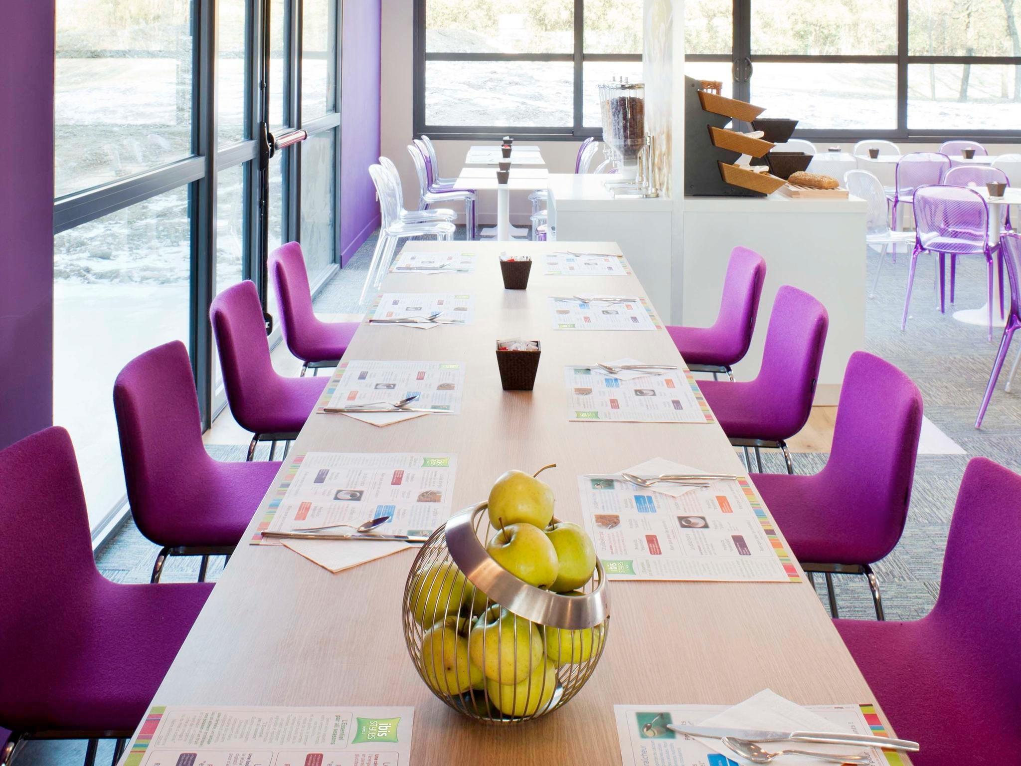 Ibis Styles Lille Aeroport Hotell Eksteriør bilde