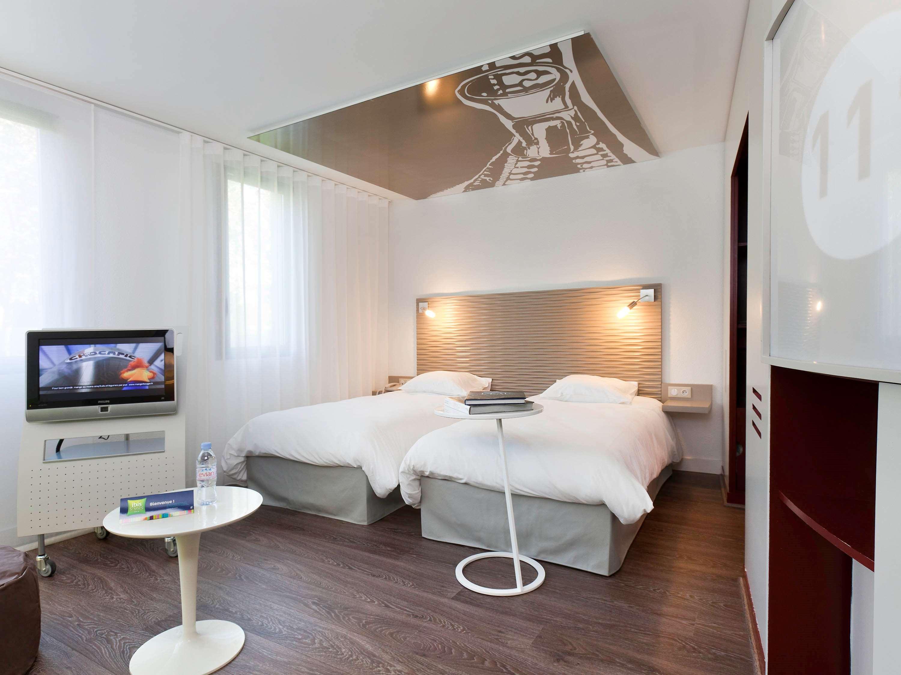 Ibis Styles Lille Aeroport Hotell Eksteriør bilde