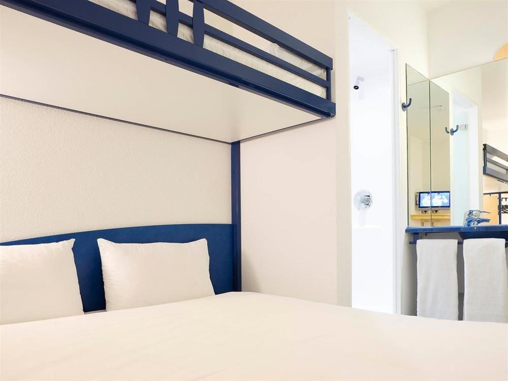 Ibis Styles Lille Aeroport Hotell Eksteriør bilde