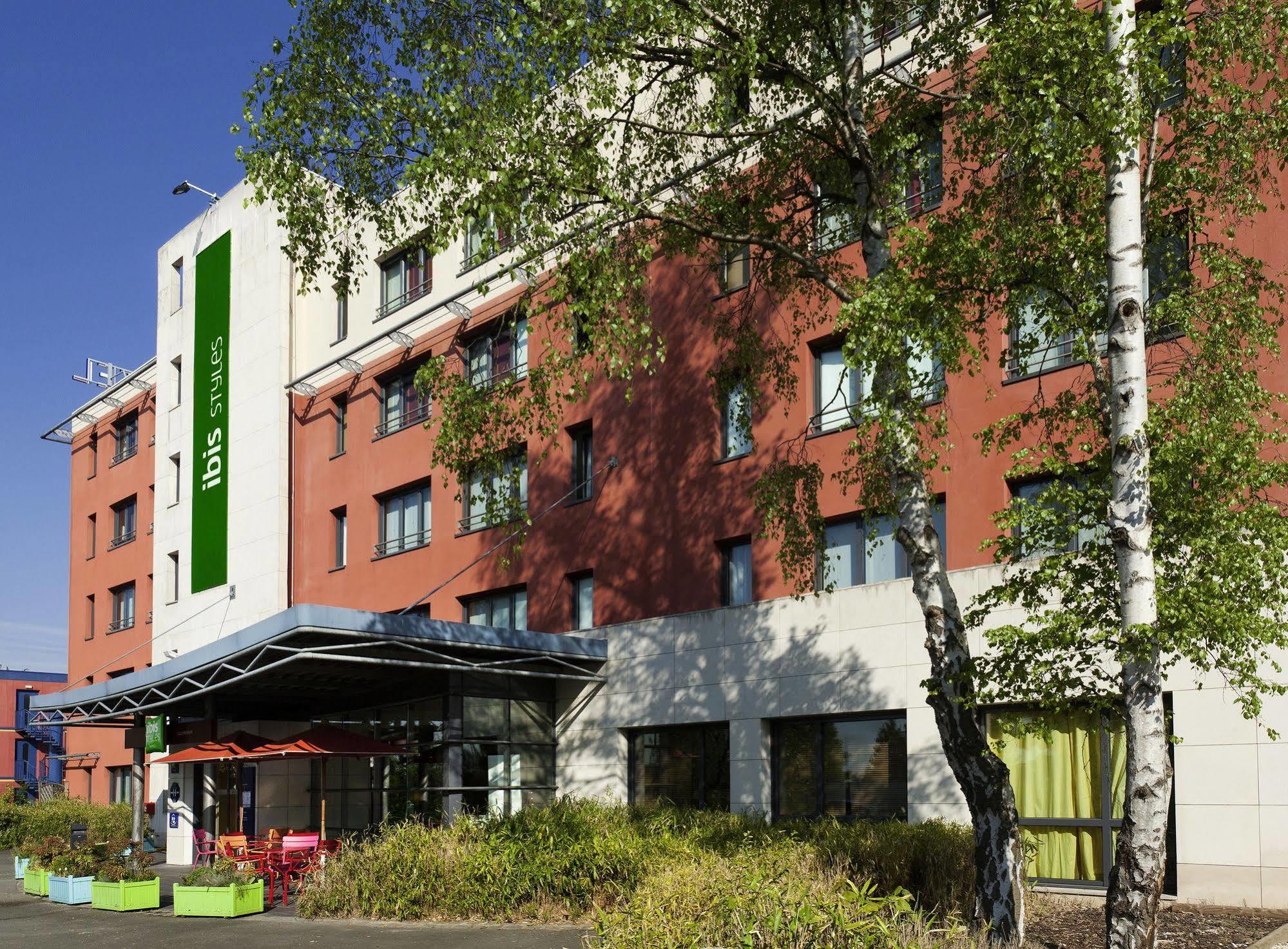 Ibis Styles Lille Aeroport Hotell Eksteriør bilde
