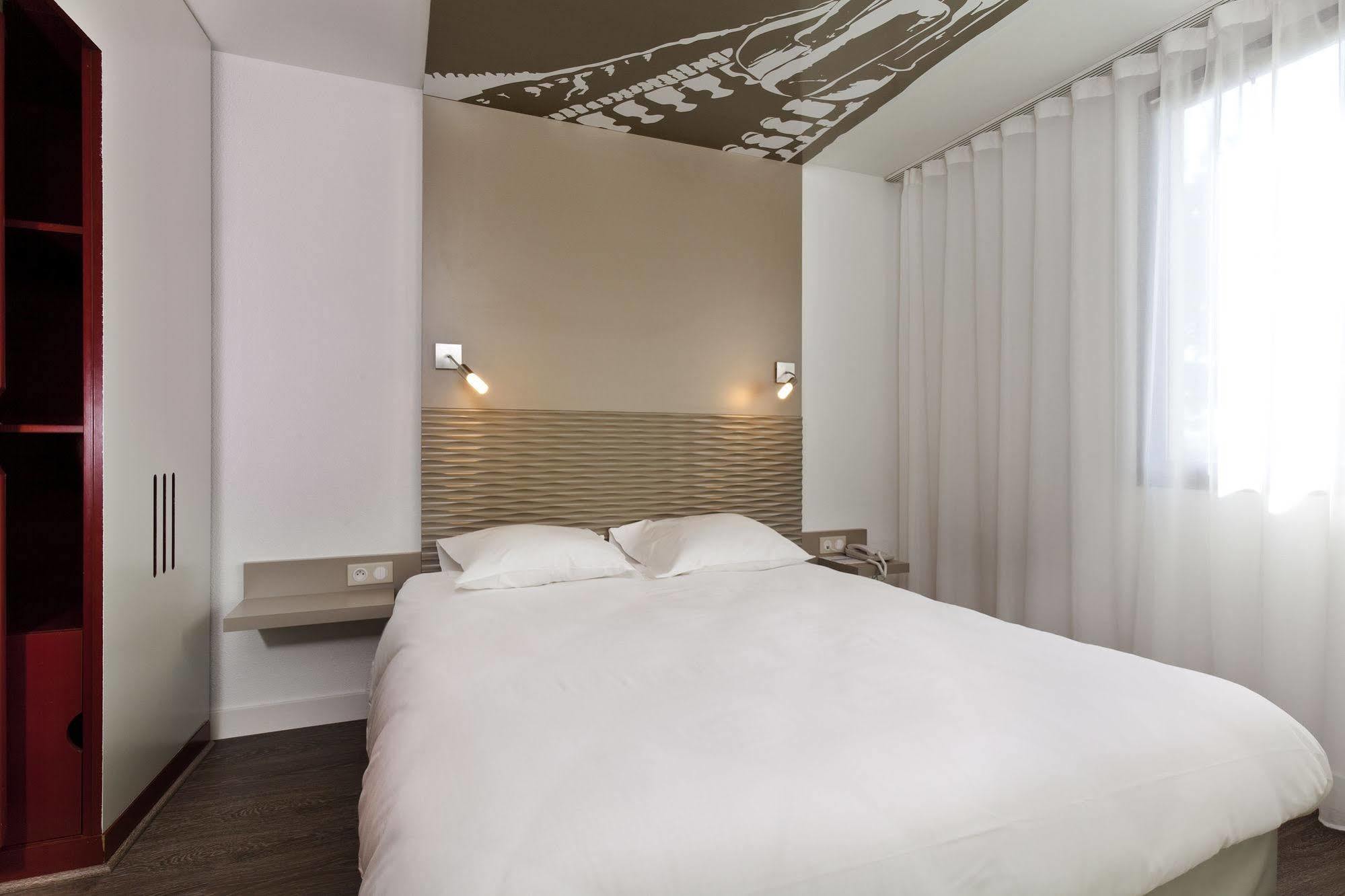 Ibis Styles Lille Aeroport Hotell Eksteriør bilde