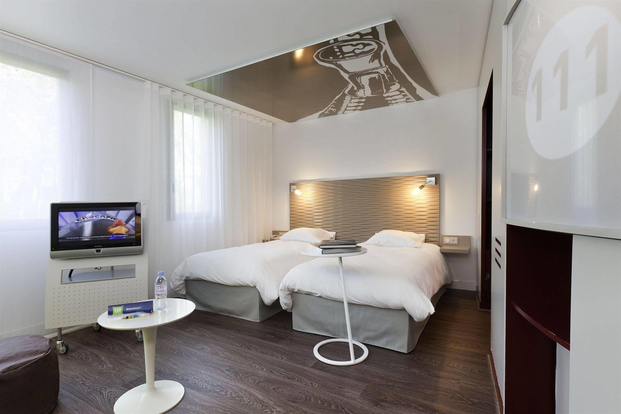 Ibis Styles Lille Aeroport Hotell Eksteriør bilde
